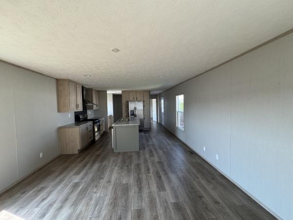 2023 45CEE16763EH23  Home