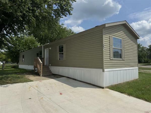 Photo 1 of 2 of home located at 2220 Dunkelburg Rd Lot#234 Fort Wayne, IN 46819