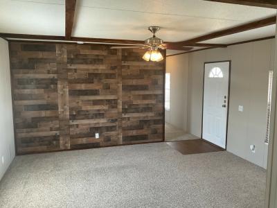 Photo 4 of 11 of home located at 158 Bridlewood Dr San Marcos, TX 78666