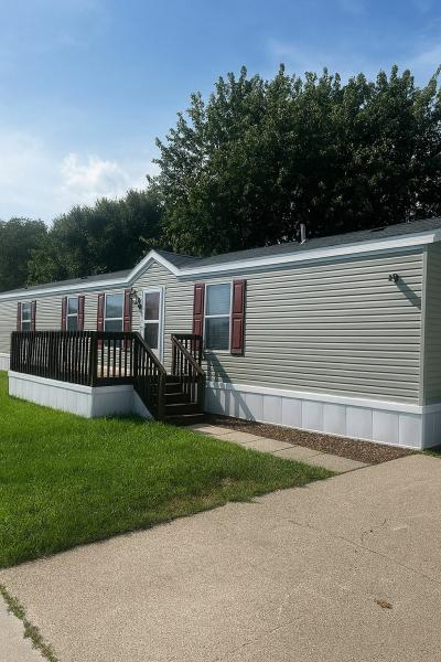 Mobile Home at 2305 E 19th Street N #107 Newton, IA 50208