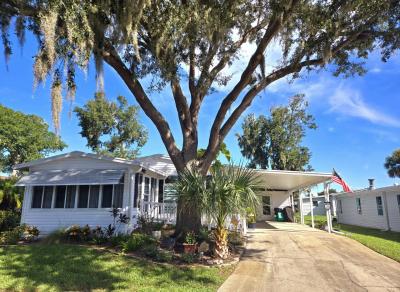 Photo 2 of 21 of home located at 201 La Colina Edgewater, FL 32141