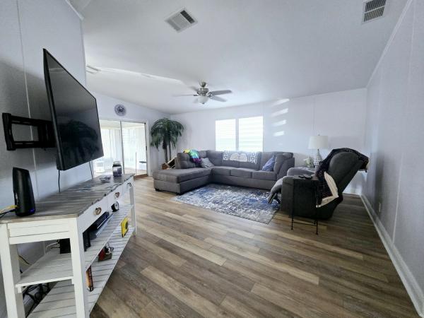 1994 Palm Harbor Mobile Home