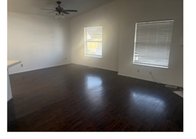 Photo 5 of 7 of home located at 9395 Harritt Road #062 Lakeside, CA 92040