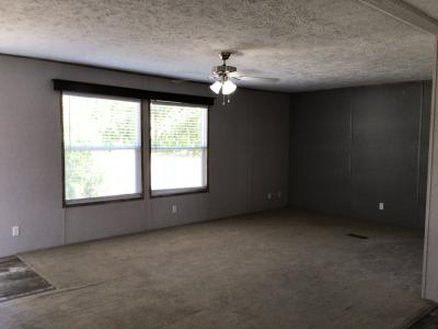 Photo 4 of 8 of home located at 410 Limestone Dr New Braunfels, TX 78130