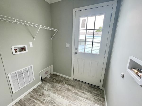 2023 Jacobsen IMP-2421A(24X54) Mobile Home