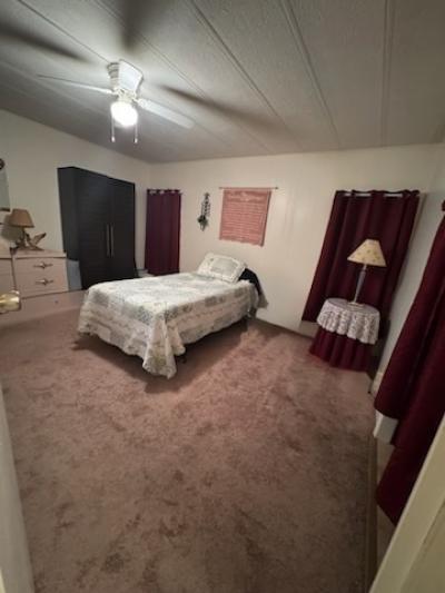 Photo 5 of 25 of home located at 12720 U.s. Hwy. 92  C2003 Dover, FL 33527