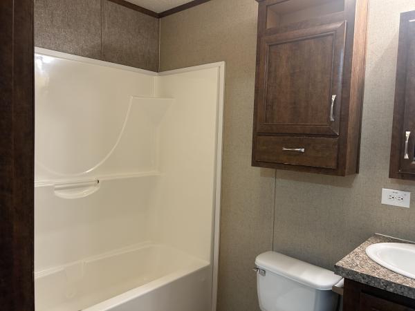 2016 Redman 1670201RA Mobile Home