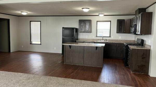 Photo 1 of 2 of home located at 300 Sherwood Court Lot 20300 Batavia, OH 45103