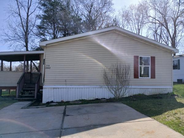 1997 Holly Park mobile Home