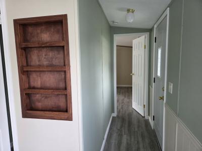 Photo 4 of 13 of home located at 809 Skye Dr. Findlay, OH 45840