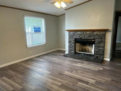 Photo 2 of 6 of home located at 4440 Tuttle Creek Blvd., #1 Manhattan, KS 66502
