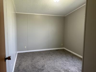 Photo 4 of 6 of home located at 4440 Tuttle Creek Blvd., #1 Manhattan, KS 66502