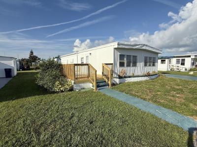 Photo 4 of 14 of home located at 603 63rd Ave W #C18 Bradenton, FL 34207
