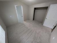 1999 Holly Park mobile Home