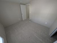 1999 Holly Park mobile Home