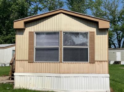 Photo 2 of 11 of home located at 5900 W County Road 350 N #33 Muncie, IN 47304