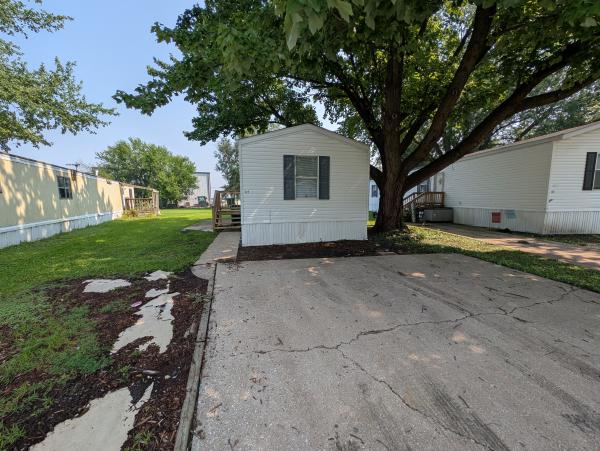 2005 Fleetwood mobile Home