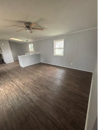 Photo 5 of 7 of home located at 2566 Deerfield Blvd Lot 70 Anderson, IN 46017