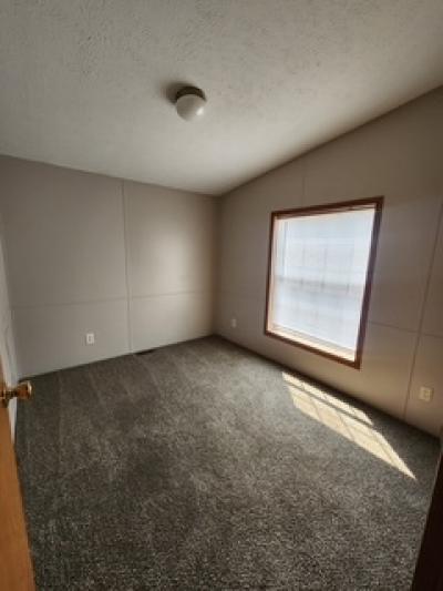 Photo 4 of 9 of home located at 8343 Whitehorn Lane Fenton, MI 48430