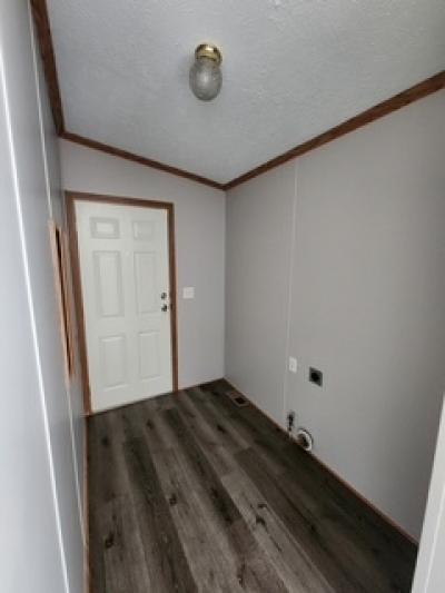Photo 5 of 9 of home located at 8343 Whitehorn Lane Fenton, MI 48430