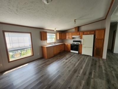Photo 2 of 9 of home located at 8343 Whitehorn Lane Fenton, MI 48430