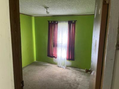 Photo 4 of 8 of home located at 1031 21st St. Dr. S #44 Hickory, NC 28602