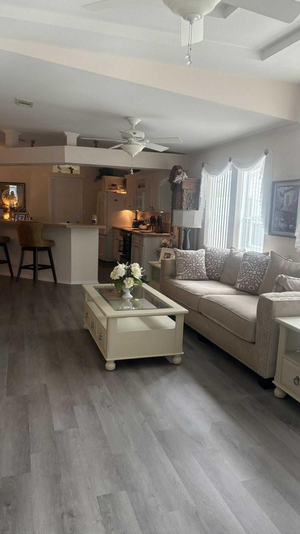 2005 Palm Harbor Manufactured Home