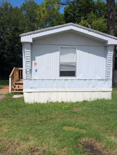 Photo 2 of 7 of home located at 2225 State Hwy 20 Decatur, AL 35601