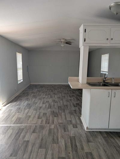 Photo 4 of 7 of home located at 2225 State Hwy 20 Decatur, AL 35601