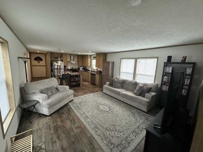 Photo 2 of 8 of home located at 6016 S Canterbury Pl Sioux Falls, SD 57106