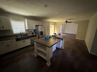Photo 4 of 12 of home located at 10147 Gilkey Creek R Ola, AR 72853
