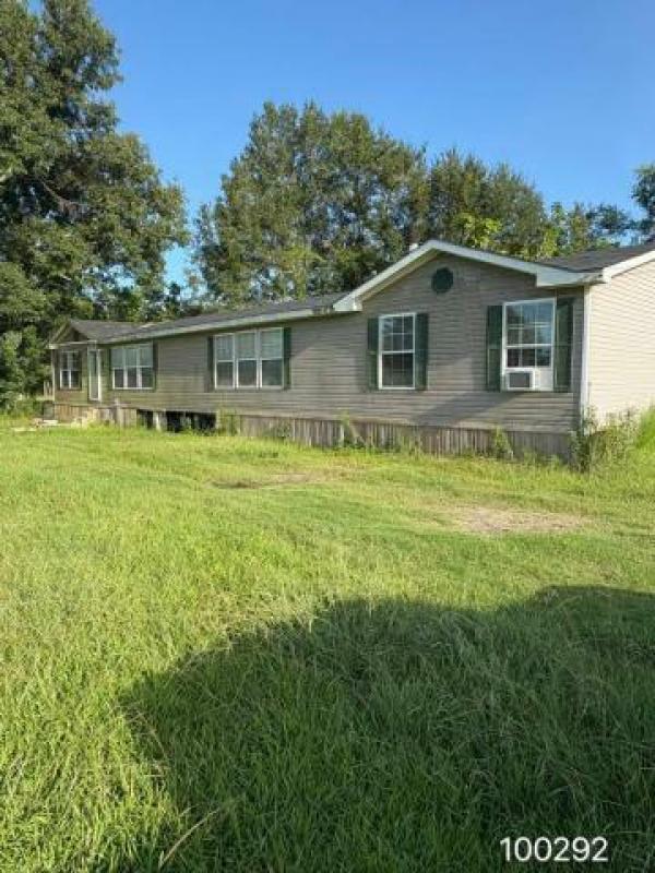 Photo 1 of 1 of home located at Luneau Mobile Homes Llc 1921 N Bolton Ave Alexandria, LA 71303