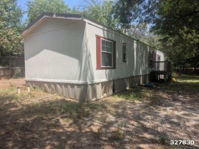 Mobile Home at 813 Central Ave Newark, TX 76071