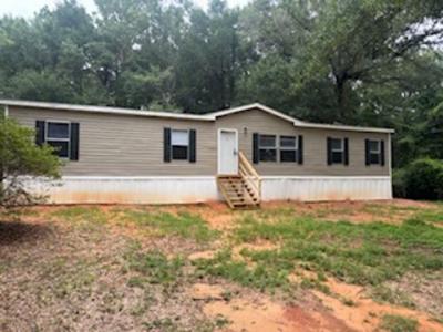 Mobile Home at 9828 Boxwood Drive North Semmes, AL 36575