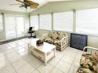 1987 Palm Harbor Manufactured Home