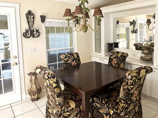 1987 Palm Harbor Manufactured Home