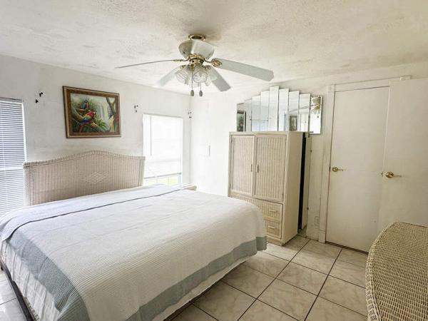 1987 Palm Harbor Manufactured Home