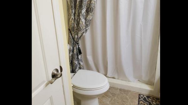 1975 Homes of Merit Manufactured Home