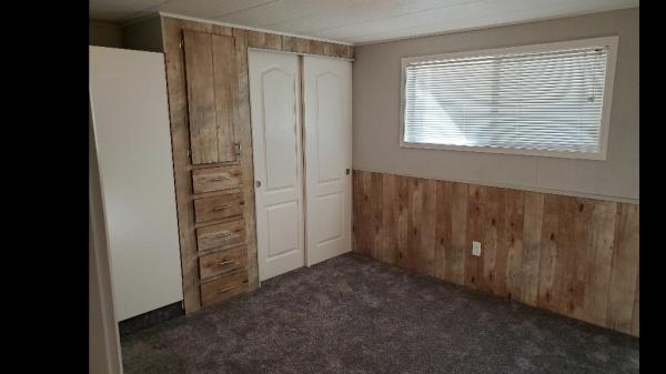 1975 Homes of Merit Manufactured Home