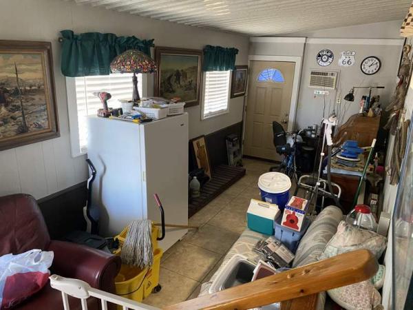 1975 Homes of Merit Manufactured Home