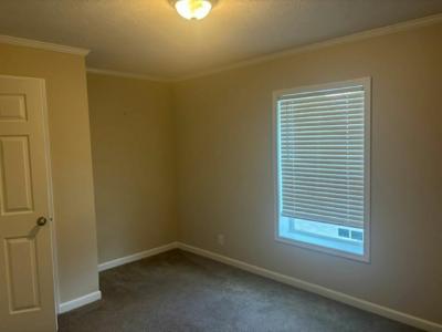 Photo 4 of 5 of home located at 5400 Collins Road, #27 Jacksonville, FL 32244