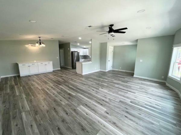 1989 PALM Manufactured Home