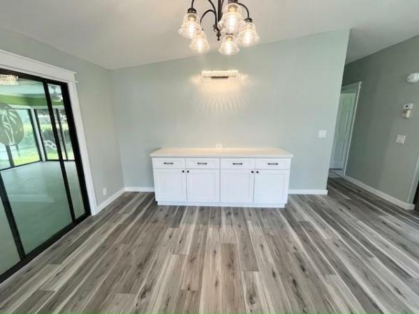 1989 PALM Manufactured Home