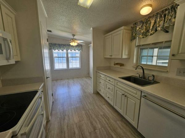 2002 Merit Manufactured Home