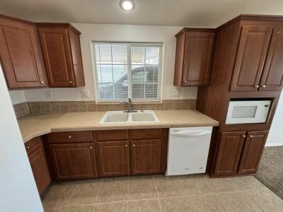 Photo 3 of 14 of home located at 7300 N. 51st Ave #B-8 Glendale, AZ 85301