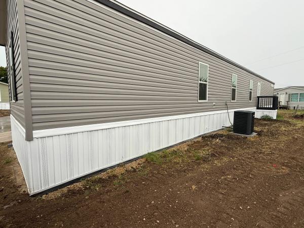2025 Fleetwood Homes  Home