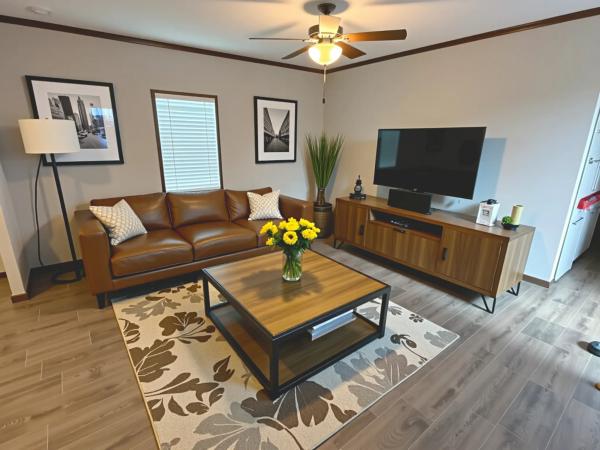2025 Fleetwood Homes  Home