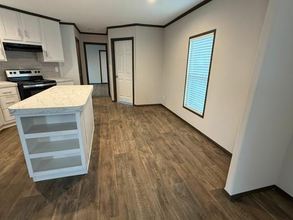 2025 Fleetwood Homes  Home