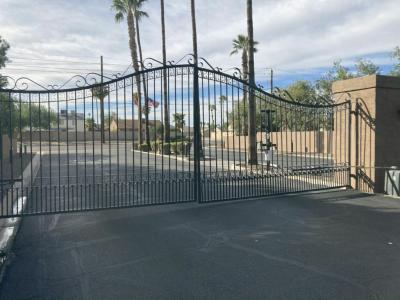 Photo 2 of 20 of home located at 11411 N 91st Avenue #11 Peoria, AZ 85345