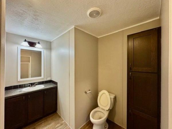 2014 Clayton Homes Inc Waycross Mobile Home
